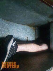 How do I look after my kitchen duct better | Grease Busters FAQs - How do i look after my kitchen duct better 1